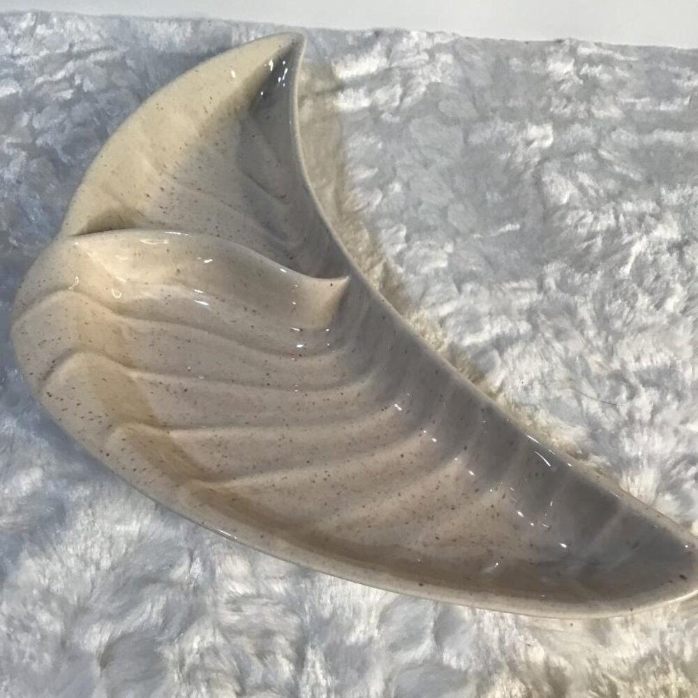 VTG Speckled Pottery Leaf Shaped Divided Charcuterie Serving Dish - 11" x 7" USA - Picture 5 of 12